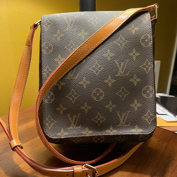 Authentic Louis Vuitton Vintage Musette Salsa Crossbody Handbags - Picture 1 of 16